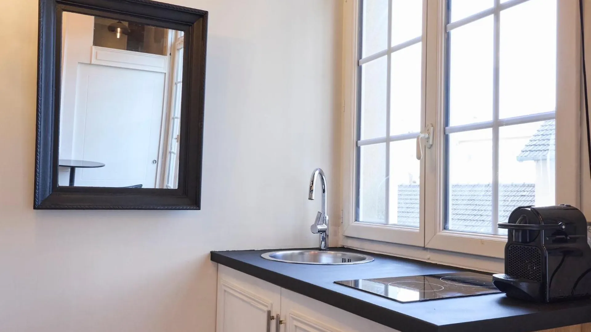 Apartment Un Studio Cosy Au Coeur De Paris 17 Batignolles , Monceau