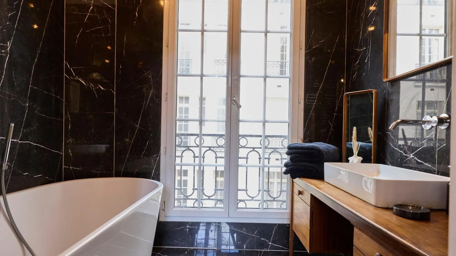 Un Studio Cosy Au Coeur De Paris 17 Batignolles , Monceau Apartment